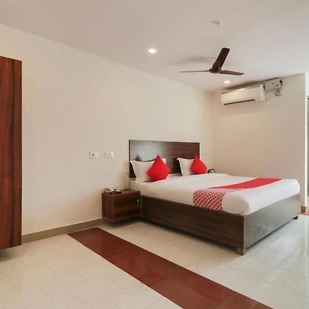 Hotel O Akshaya Elite Vijayawāda Buitenkant foto