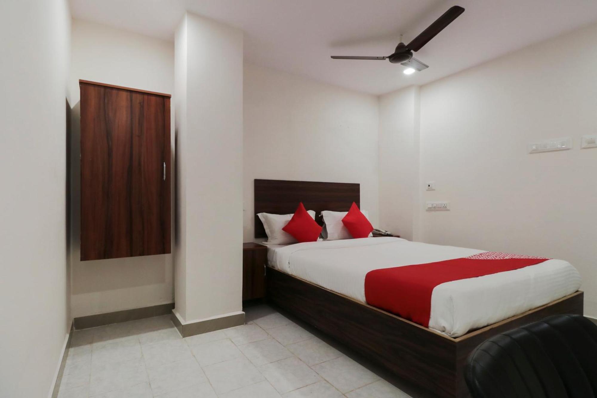 Hotel O Akshaya Elite Vijayawāda Buitenkant foto