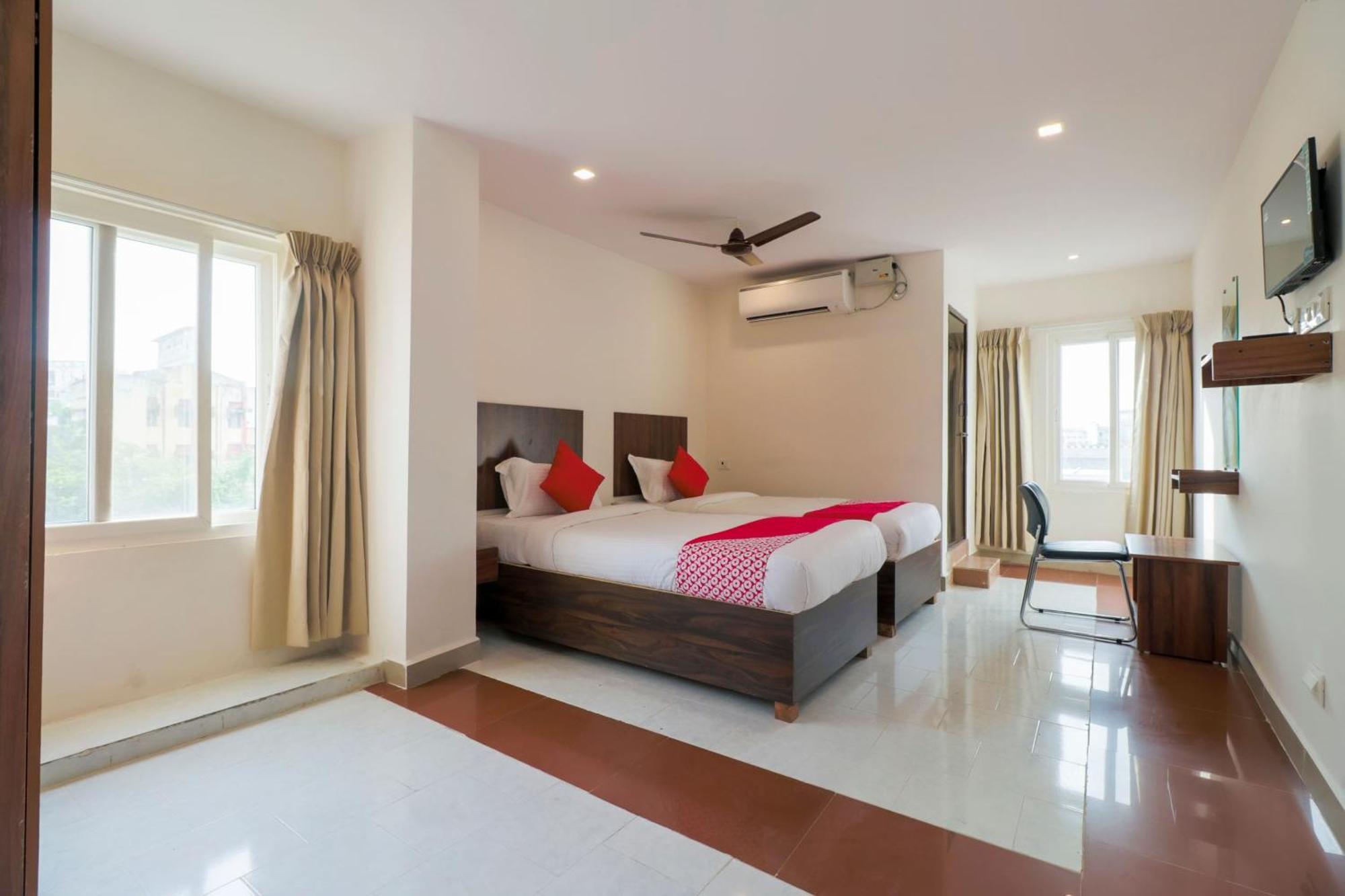 Hotel O Akshaya Elite Vijayawāda Buitenkant foto