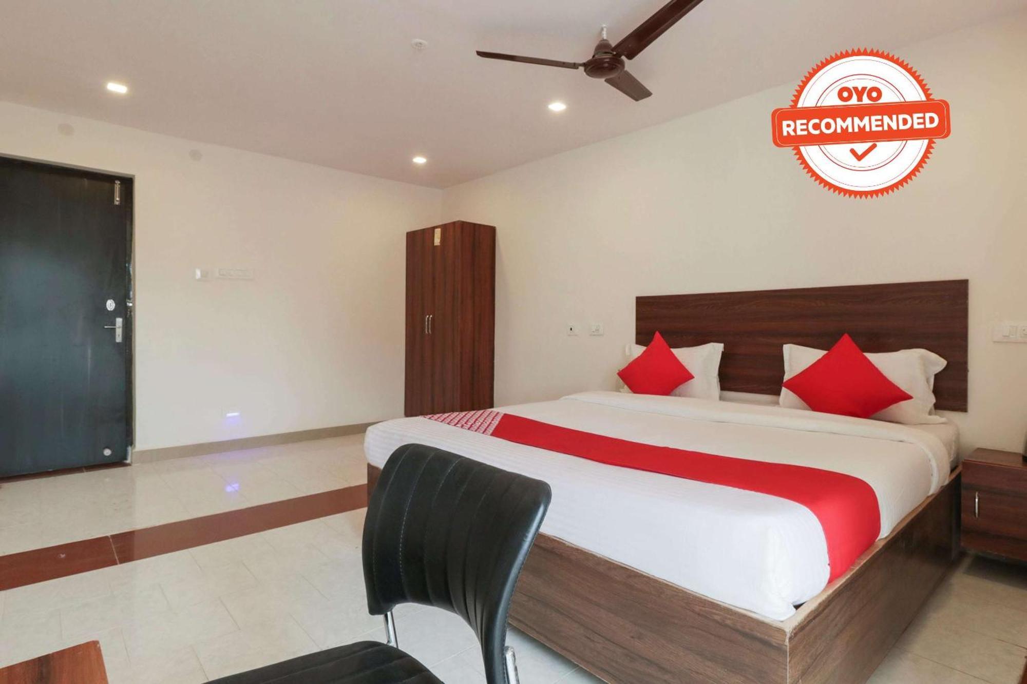 Hotel O Akshaya Elite Vijayawāda Buitenkant foto