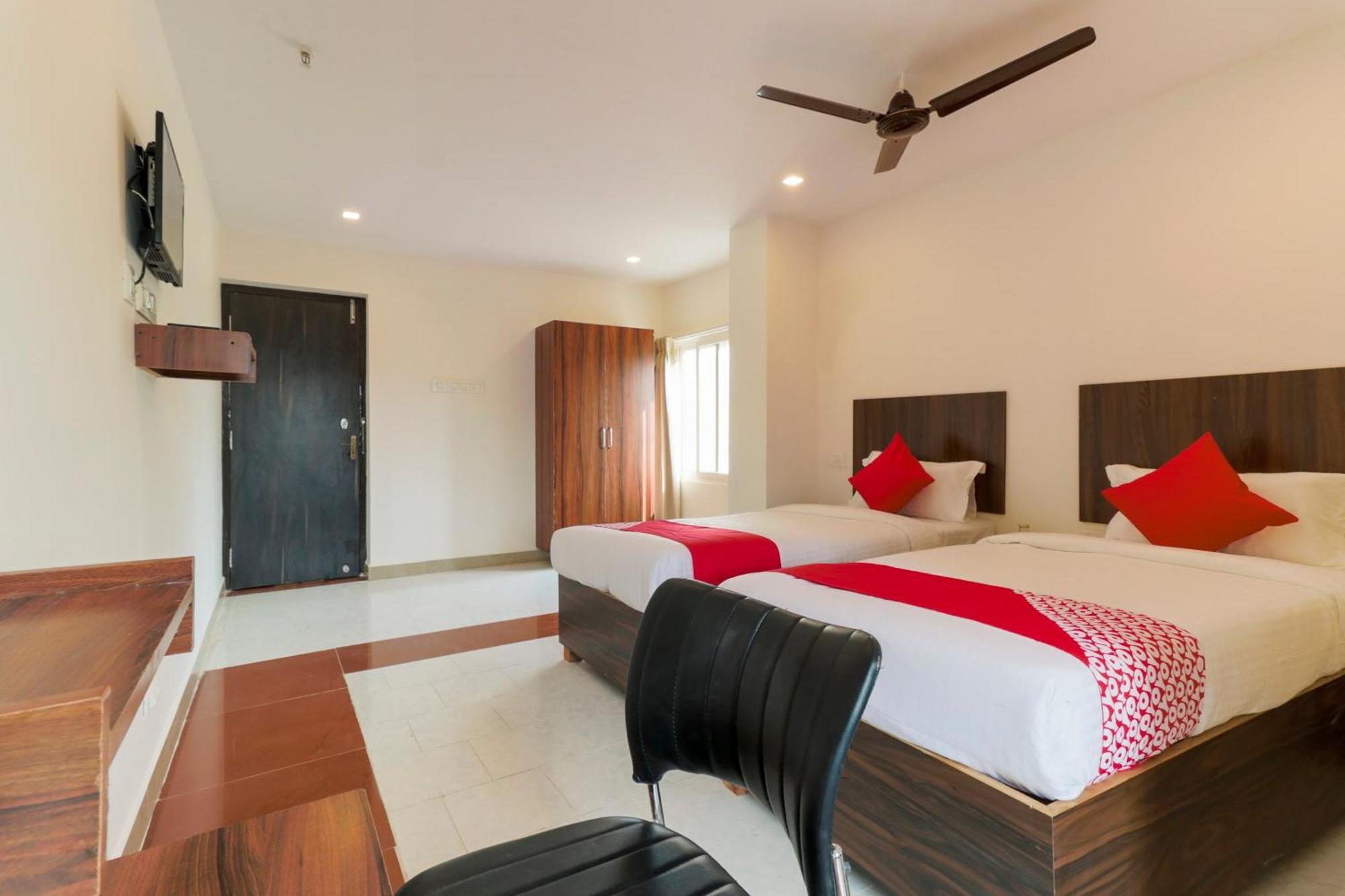 Hotel O Akshaya Elite Vijayawāda Buitenkant foto