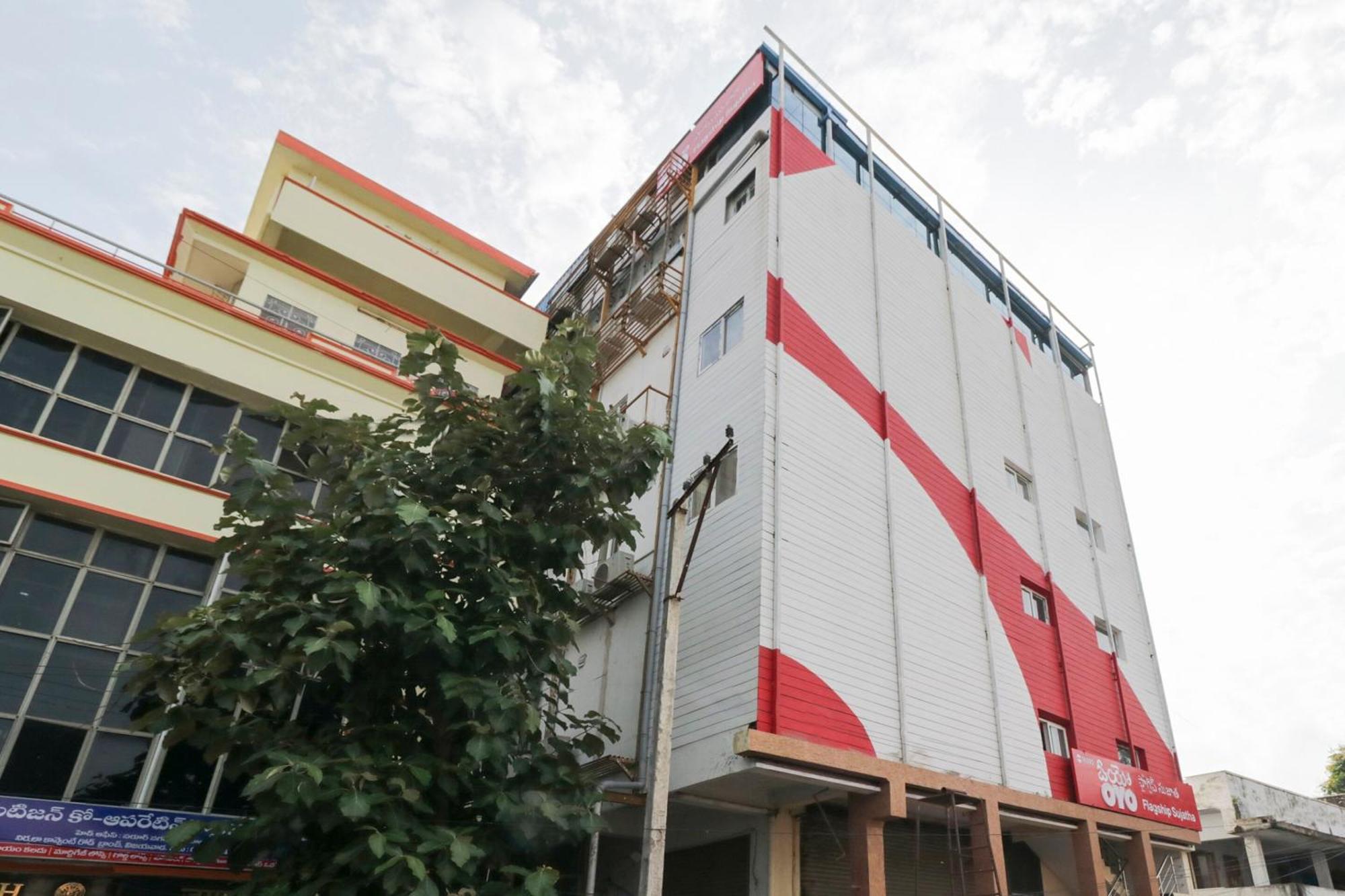 Hotel O Akshaya Elite Vijayawāda Buitenkant foto
